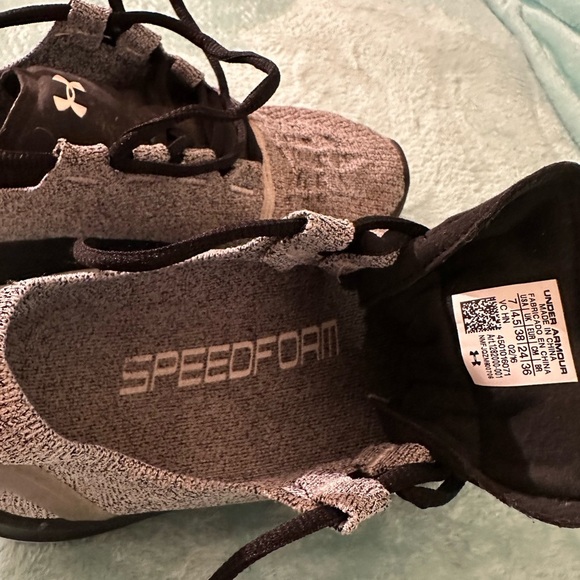 Under Armour Women's Gray Athletic Shoes - Picture 6 of 8
